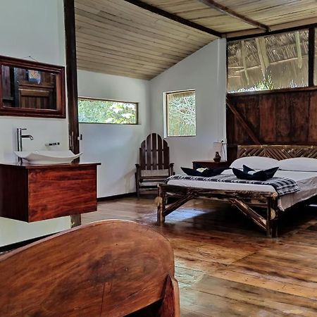 Mariana Miller Lodge Puerto Misahuallí Buitenkant foto